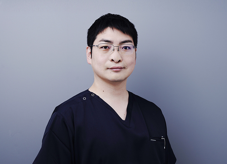 梅山広勝医師施術イメージ